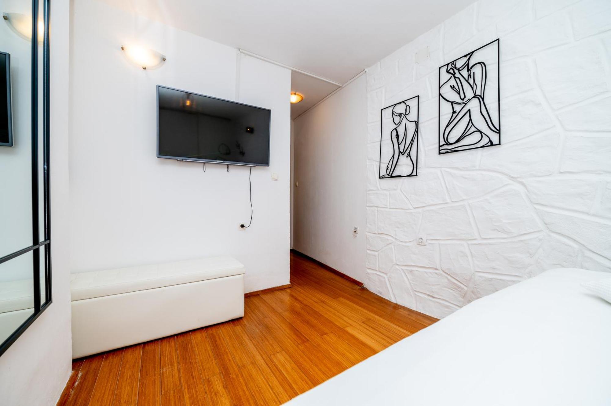 Apartments Vitoria Мали-Лошинь Экстерьер фото